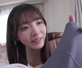 Gái xinh quá chén thức dậy đã thấy “thằng nhỏ” cương cứng